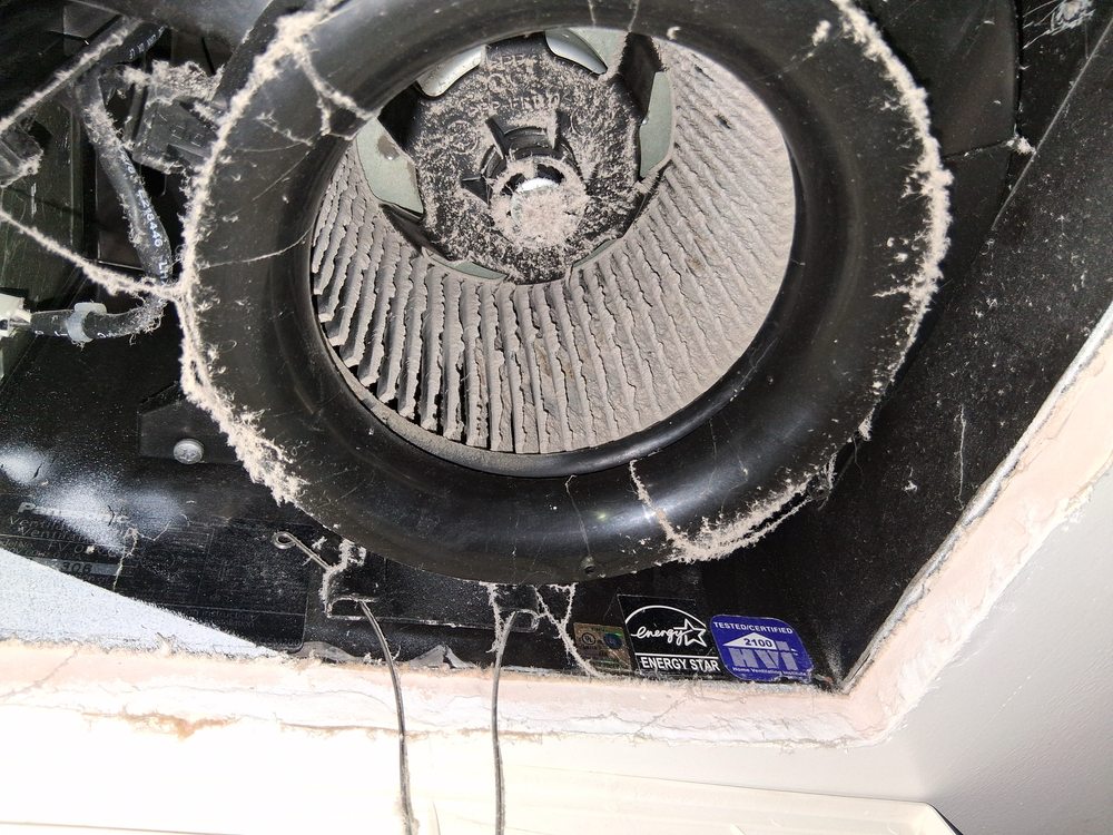 HVAC fan and blower assembly cleaned during duct service in Oakland, CA