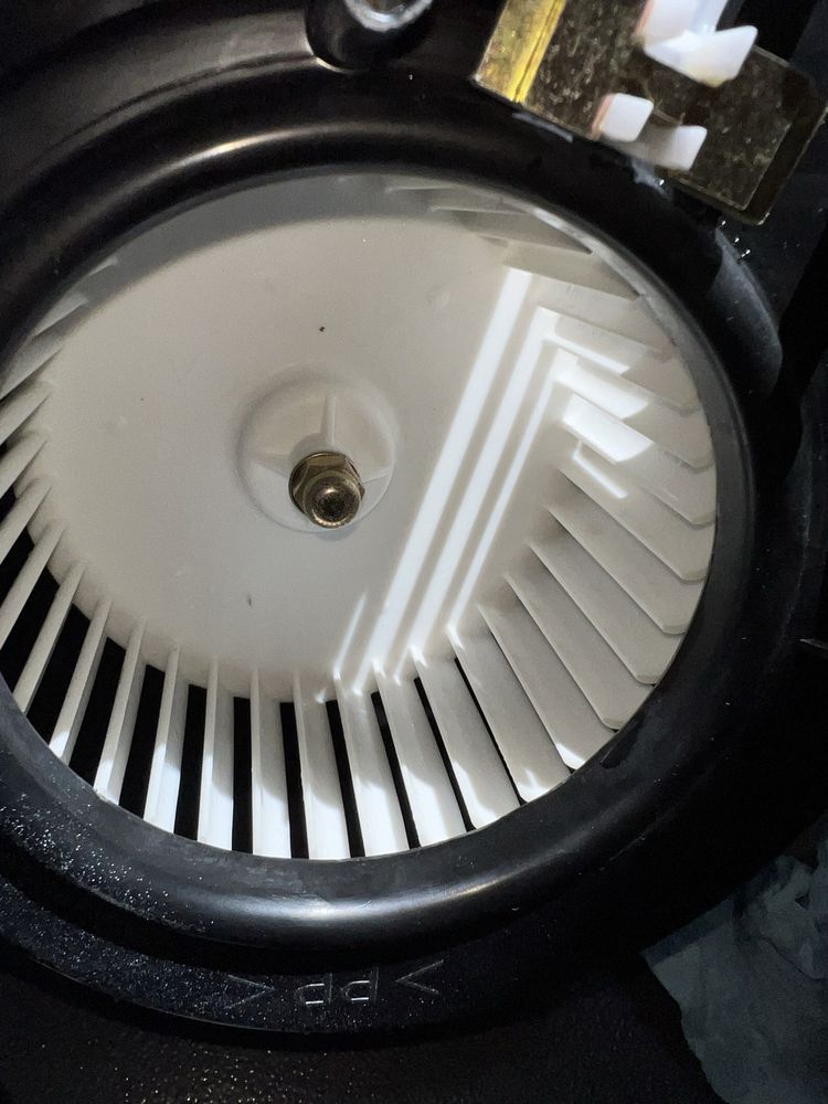 Clean HVAC fan after thorough air duct cleaning in Alameda County
